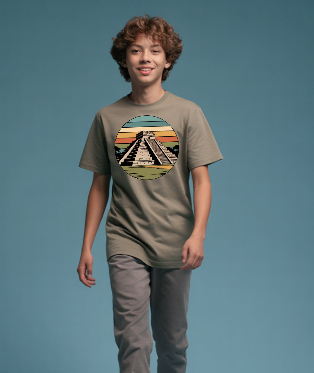 Chichen Itza Retro Art – Mayan Youth T-Shirt