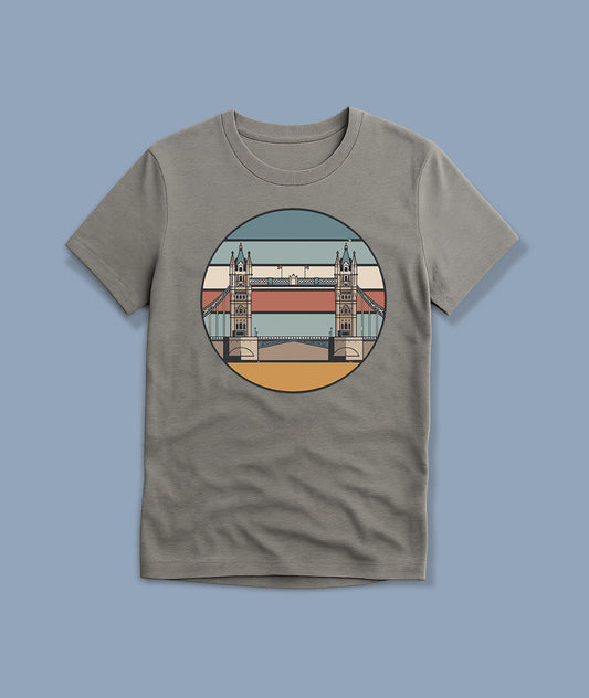 Tower Bridge Retro Art – London Youth T-Shirt