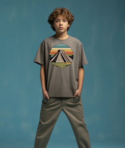 Chichen Itza Retro Art – Mayan Youth T-Shirt